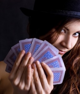 Poker room, sempre più donne giocano al poker online