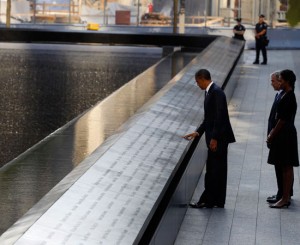 11 Settembre, Obama e Bush ricordano le vittime a Ground Zero