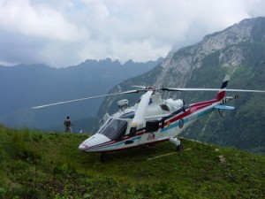 Mineo, elicottero 118 precipitato: migliorano le condizioni di 2 feriti 