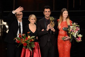 Sanremo 2013 chiude con la vittoria di Mengoni e 13,6 milioni di italiani davanti la tv