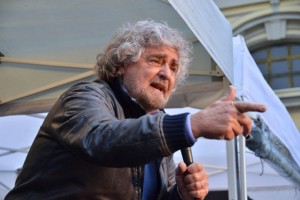 Beppe Grillo: "nel triangolo delle Bermude europeo spariscono aziende di ogni tipo da anni"