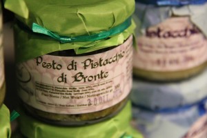 Catania si colora di verde pistacchio