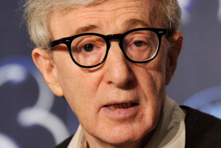 Woody Allen presenta il suo ultimo film a Cannes: "Così non penso alla morte"