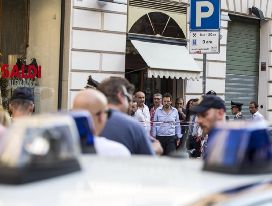 Roma, rapina a Prati: gioielliere ucciso, è caccia al killer