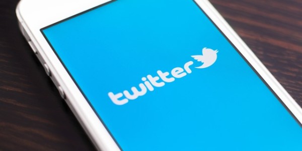 Twitter prova a rilanciarsi con le news dopo il flop a Wall Street