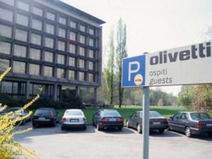 Processo Olivetti, Ass. familiari vittime amianto: "De Benedetti parla come se fosse all'oscuro"